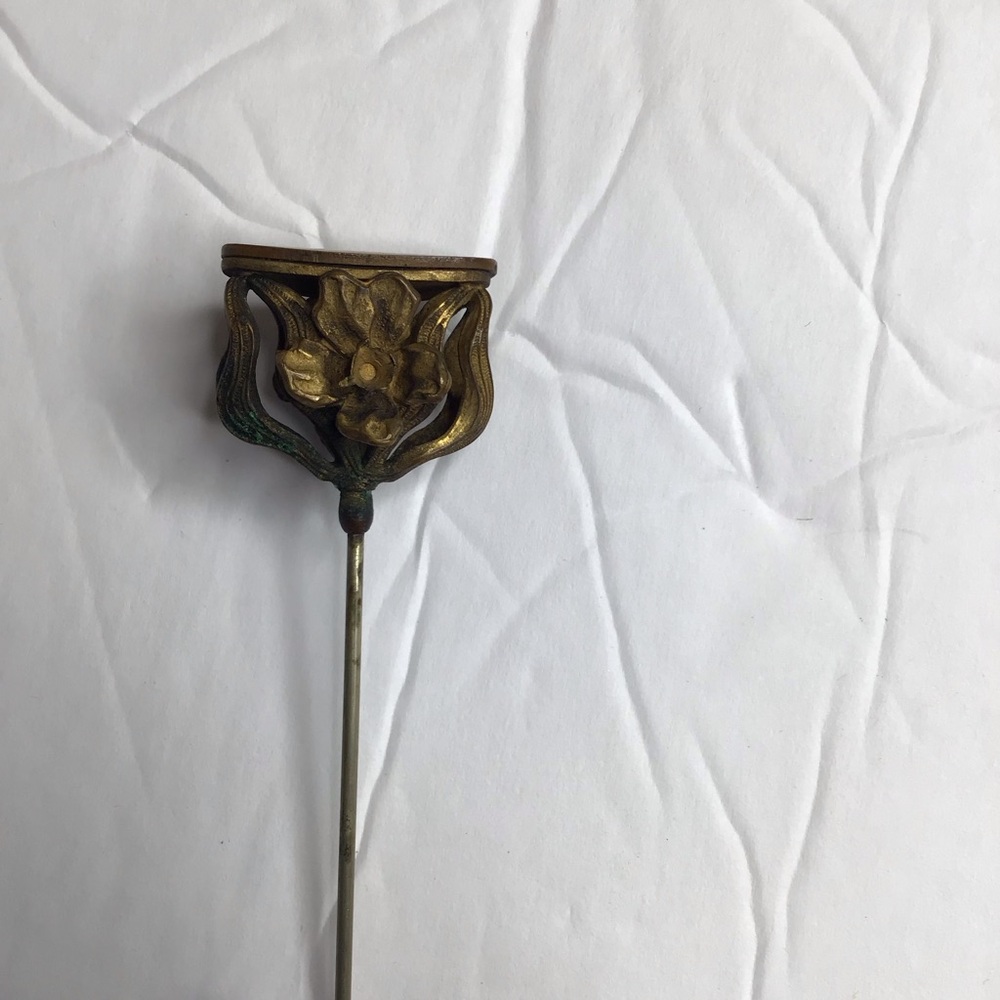 Antique Brass Art Nouveau Floral Hat Pin